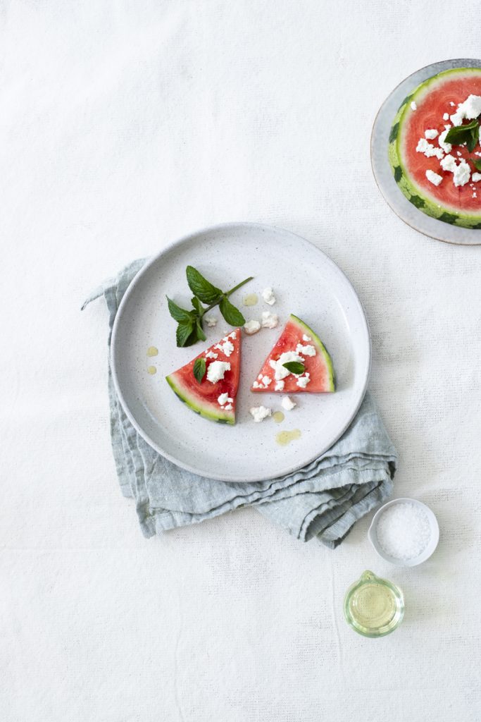 Wassermelone mit Schafskäse: so einfach, so gut! #Wassermelone #feta #minze #rezept